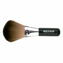 Beter Brocha de Maquillaje Profesional – Cerdas Sintéticas, Forma Abanico, para Aplicación de Polvo y Crema, 1 Unidad Precio: 8.68999978. SKU: S0543918