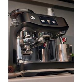 Sage Cafetera Espresso Automática Oracle Jet Negro Trufado, Pantalla Táctil, Sistema ThermoJet Sage Cafetera Espresso Automática Oracle Jet Negro Trufado, Pantalla Táctil, Sistema ThermoJet