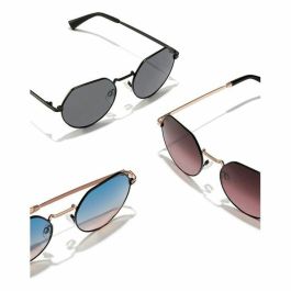Hawkers Gafas de Sol AURA Negras Unisex Protección UV400 Cat. 3 Lentes TR18 Semiredondeadas Montura Acero Inoxidable Mate