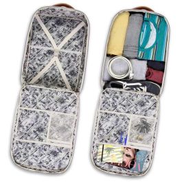 Karactermania Mochila Mercury Minnie Mouse Face 33 x23 x47 cm, Gran Capacidad, Compartimento Portátil 17", Bolsillo Impermeable