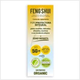 Crema Fotoprotectora SPF50+ 200ml para Piel Sensible y Atópica. Hidratante y Antienvejecimiento. Uso Facial y Corporal. Precio: 43.94999994. SKU: B143MCRE5N