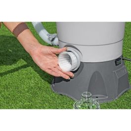 Bomba de filtración de arena para piscinas de hasta 18 m³ - Bestway - 3.596 L/h - Con prefiltro Bomba de filtración de arena para piscinas de hasta 18 m³ - Bestway - 3.596 L/h - Con prefiltro
