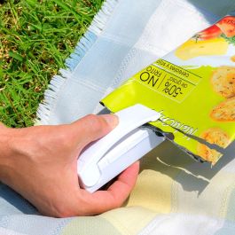 Selladora de Bolsas con Imán para Nevera Magseal InnovaGoods Selladora de Bolsas con Imán para Nevera Magseal InnovaGoods