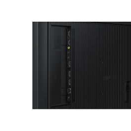 Samsung QM32C Pantalla Señalización Digital 32" Full HD Edge LED BLU Wifi 24/7