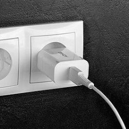 Lindy 18W USB Type A Charger Lindy 18W USB Type A Charger
