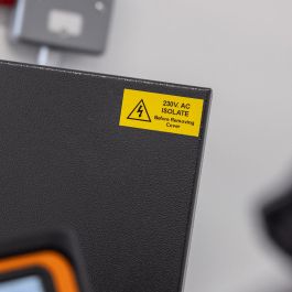 Brother PT-E310BTVP Impresora de Etiquetas Transferencia Térmica 180 x 180 DPI 20 mm/s Inalámbrico y Alámbrico Bluetooth QWERTY