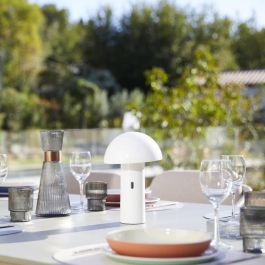 Lumisky LUM3760093546508 Lámpara de mesa TOD WHITE Inalámbrica, Cabezal regulable, LED blanco cálido, Al. 28 cm Lumisky LUM3760093546508 Lámpara de mesa TOD WHITE Inalámbrica, Cabezal regulable, LED blanco cálido, Al. 28 cm