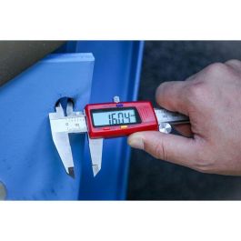 KS TOOLS Calibre digital con corredera 0-150 mm, Según DIN 862 para Medición Interior, Exterior y Profundidad con Pantalla LCD