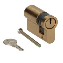 Jis 2000/40 cge Medio bombillo para armario de compañía de gas natural en latón Precio: 22.49999961. SKU: B15YK6XWPZ