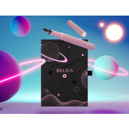 Belius Betaverse Pluma y funda similpiel rosa, tinta azul, caja de diseño M 130-148 caracteres