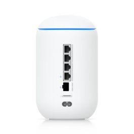 Ubiquiti UDR7 Cloud Gateway WiFi 7 Desktop con PoE, 10G SFP+, 2.5 GbE RJ45, 160m², Almacenamiento microSD, UniFi