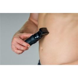 Wahl 09893-0460 Multigroomer con/sin Cable para Nariz, Orejas y Cejas, Agarre Extremo Avanzado, 4 Cabezales Intercambiables y 8 Peines Guía