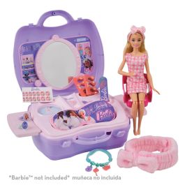 Barbie 00925 Maletín de Belleza Glam Cefa con más de 20 accesorios para personalizar tu estilo y asiento para tu Barbie, Juguete +3 años Precio: 11.49999972. SKU: B1A4ATFJSF