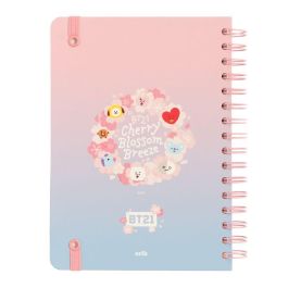ERIK Cuaderno A5 Sakura, 90 Hojas Tapa Dura con Encuadernación Wire-O, Cierre Elástico y Bolsillo Interior - Diseño BT21