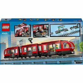 LEGO 60423 City Tranvía y Estación del Centro de la Ciudad, set de juego de construcción para niños a partir de 7 años