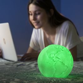 Lámpara LED Recargable Planeta Tierra Worldy InnovaGoods Lámpara LED Recargable Planeta Tierra Worldy InnovaGoods