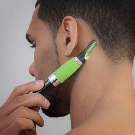 Cortapelos Eléctrico de Precisión con LED InnovaGoods Wellness Beauté (Reacondicionado A+)