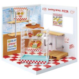 MGA 566069 Miniverse Spaces Starter Pack Pizza - Colección para Crear y Customizar Exposiciones