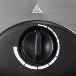 Severin WA2103 Plancha gofres 5 corazones, antiadherente, termostato, 1300W, negro/acero inoxidable, ahorra espacio