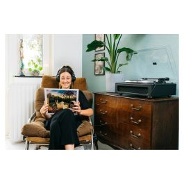 Lenco LS-430BK Tocadiscos de tracción por correa con Bluetooth 5.0 y Altavoces, 33/45 RPM, Imitación Piel, Negro