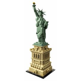 LEGO 21042 Architecture La Estatua de la Libertad - Maqueta Réplica Construible con Pedestal y Antorcha Dorada, +16 años