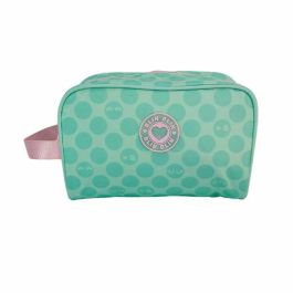 Neceser blin blin kiss me. interior totalmente forrado.15 x 25 x 11 cm. Precio: 10.36728. SKU: B1KF23YQKG