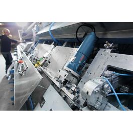 Bosch GGS 28 CE Amoladora recta profesional, 10000 RPM, 8 mm, 650 W de entrada, Corriente alterna