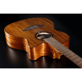 LAG Tramontane 98 Guitarra Acústica Auditorium Cutaway Electroacústica Caoba Maciza Natural