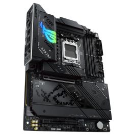 ASUS ROG STRIX X870-F Gaming WiFi Placa Base ATX AMD AM5 DDR5 Wi-Fi 7 Bluetooth 5.4