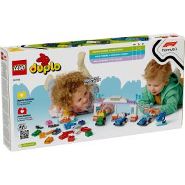 Lego Duplo Juego de Construcción: Coches de Carreras y Pilotos del Equipo F1 - Set de Ladrillos para Niños y Niñas a partir de 2 Años