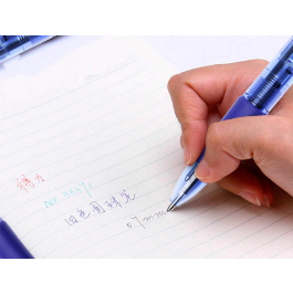 Q-connect Bolígrafo 4 en 1 Retráctil con 4 Colores y Sujeción de Caucho, Tinta Azul