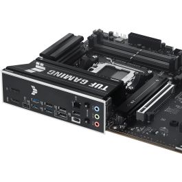 ASUS TUF GAMING B650E-E WiFi Placa Base Socket AM5 DDR5 Wi-Fi 6E ATX para AMD Ryzen 7000/8000/9000 Series