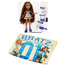 MGA Muñeca Sasha Stylin + Camiseta Bratz