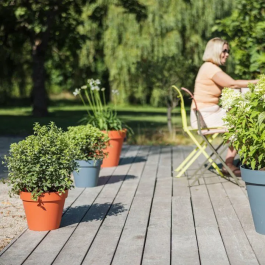 Eda Maceta Redonda Toscana Interior/Exterior Ø 40 cm x Altura 32 cm 23 Litros Color Azul Denim - Ref. 013610BJESX6