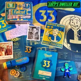 DOCTOR COLLECTOR Kit Lucys Dweller Fallout: Guía Refugio 33, Pin, Proyector Vault-Tec, Bandera y Recuerdos de la Serie TV