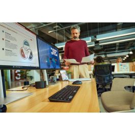 HP 725 Multi-Device Rechargeable Wireless Keyboard and Mouse Combo HP 725 Multi-Device Rechargeable Wireless Keyboard and Mouse Combo