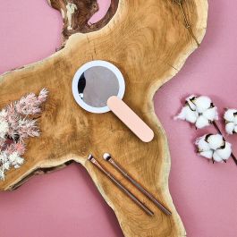 Cosmetic Club Espejo de Bolsillo LED Recargable USB para Cosmético, Portátil y Plegable