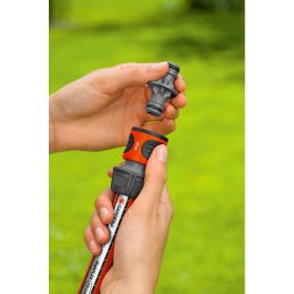 Gardena Manguito de unión rápida 3/4" a 1/2", polipropileno, anti UV, anti algas, protección contra heladas