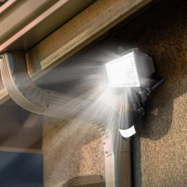 Lumi Jardin Proyector Solar Cooper Negro H 22 cm - Iluminación Potente, Panel Remoto, LED Blanco, Detector de Movimiento