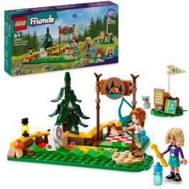 LEGO 42622 Campamento Aventura: Área Tiro Con Arco con mini personajes Autumn y Nova y diana que cae