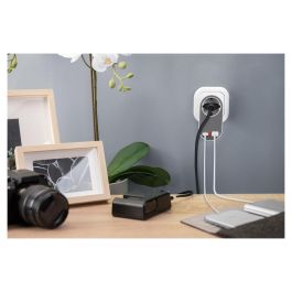 Digitus Adaptador de Enchufe Universal con 2 Puertos USB-A, Cargador Interior Compatible Universal, Gris/Blanco Precio: 37.94999956. SKU: S7814175