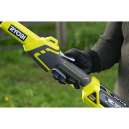 Ryobi RYO4892210218308 Podadora de Altura 36V Guía 25cm 5.5 m/s Tubo Telescópico 2.4-2.9m Sin Batería ni Cargador