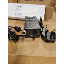 Z ALLNET Ersatznetzteil 12V/5A EU Type schwarz mit Adapter EU.US.UK HTT mit Binder 711 M9 Precio: 41.68999945. SKU: B1JYR2N6VR