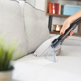 Domo Aspiradora Quitamanchas DO250SC de 600 W y 15.000 Pa, Depósito de Agua de 1.3 L, Color Azul y Negro