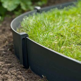 Nature Bolsa de 10 Anclajes de Polietileno Reciclado para Bordes de Jardín H 26.7x1.9x1.8cm Negro para encajar o atornillar