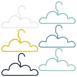 Home Deco Kids Juego De 6 Perchas Infantiles Con Modelos Surtidos: Corazones, Lazos, Coches, Nubes, Con Barra Inferior Y Muescas Laterales - 28x0,5x17 Cm