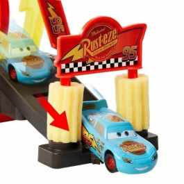 MATTEL Pista Túnel de Lavado Disney Cars con Rayo McQueen de Juguete y Función Cambio de Color 50,8cm