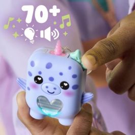 Hasbro HASG2214ES0 Nano-mals Bubbly el Narval, compañero electrónico con más de 70 reacciones, para niños a partir de 5 años