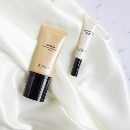 Atashi DD Cream Nude Skin Perfection Efecto Glow 4 pz Estuche