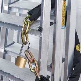 Yale Candado Y110B/40/152/1, Candado de Latón con Arco Largo de Acero Cementado y 3 Llaves